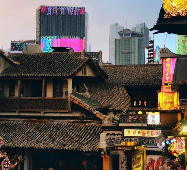 鲁山五洲商贸城，历史与现代的跨界融合